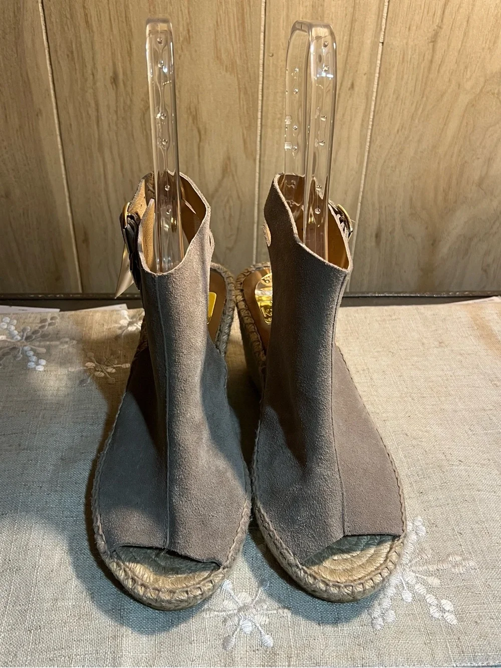 Kanna Sz 6.5 Tan Suede Espadrille Buckle Strap Wedge Sandals Made in Spain NEW